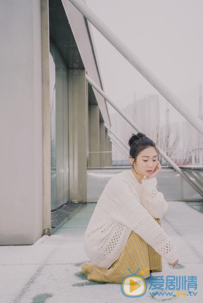 王妍言秋日写真 王妍言高清写真_王妍言高清剧照