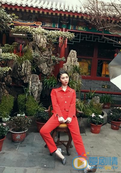 王妍言秋日写真 王妍言高清写真_王妍言高清剧照
