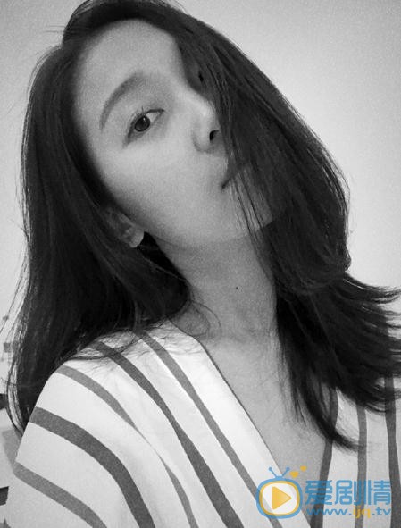 王妍言生活照 王妍言高清写真_王妍言高清剧照