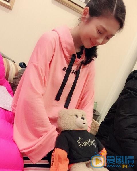 王妍言片场照 王妍言高清写真_王妍言高清剧照