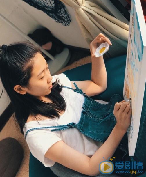 王妍言生活照 王妍言高清写真_王妍言高清剧照