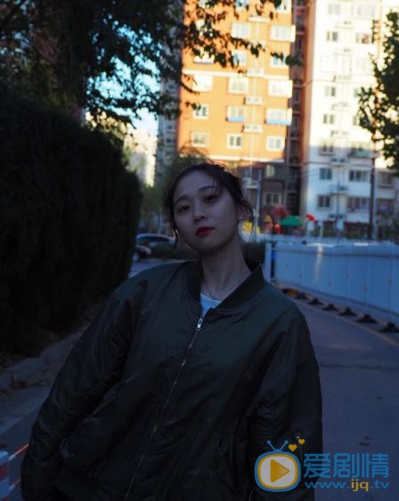 王妍言气质写真 王妍言高清写真_王妍言高清剧照