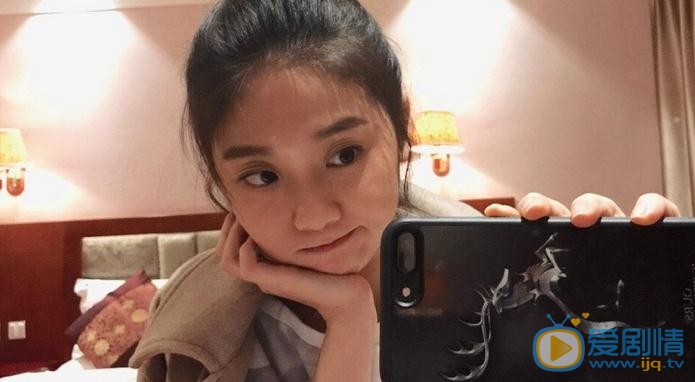 王妍言生活照 王妍言高清写真_王妍言高清剧照