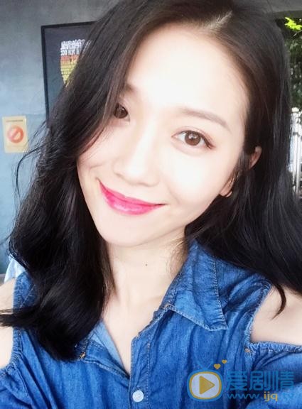 王妍言生活照 王妍言高清写真_王妍言高清剧照