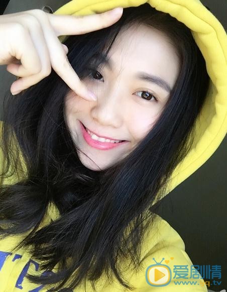 王妍言生活照 王妍言高清写真_王妍言高清剧照