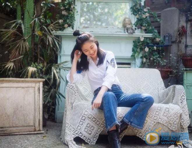 王妍言气质写真 王妍言高清写真_王妍言高清剧照