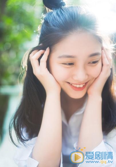 王妍言气质写真 王妍言高清写真_王妍言高清剧照