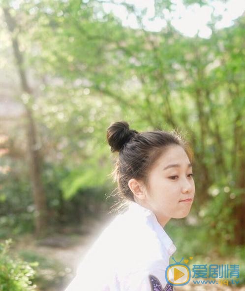 王妍言气质写真 王妍言高清写真_王妍言高清剧照