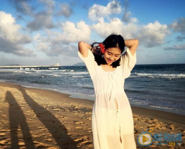 王妍言海边写真 王妍言高清写真_王妍言高清剧照