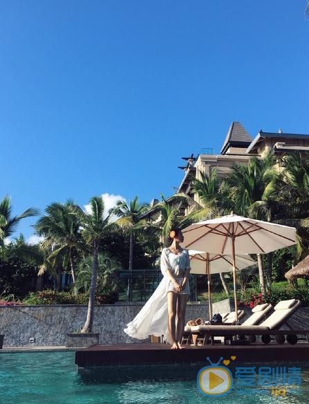 王妍言海边写真 王妍言高清写真_王妍言高清剧照