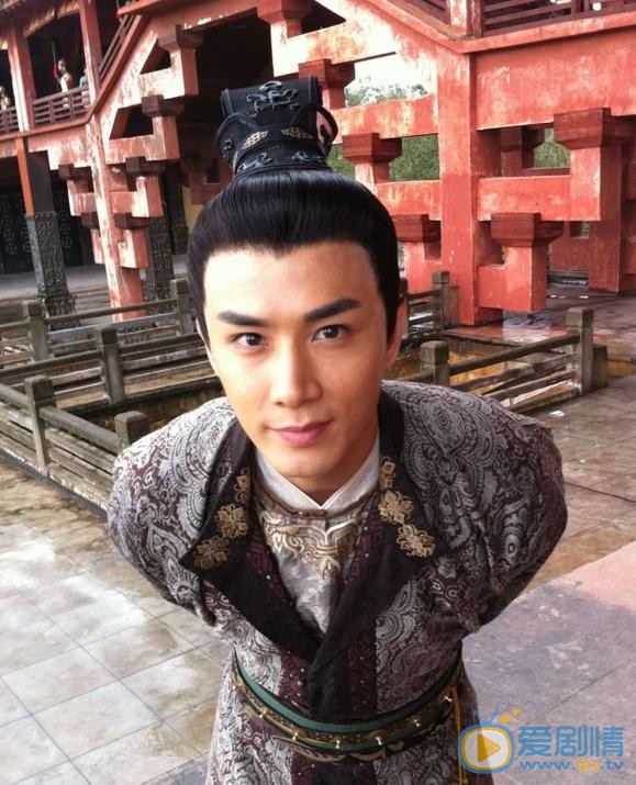 李承铉组合合照 李承铉高清写真_李承铉高清剧照