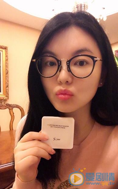 李湘生活照 李湘高清写真_李湘高清剧照
