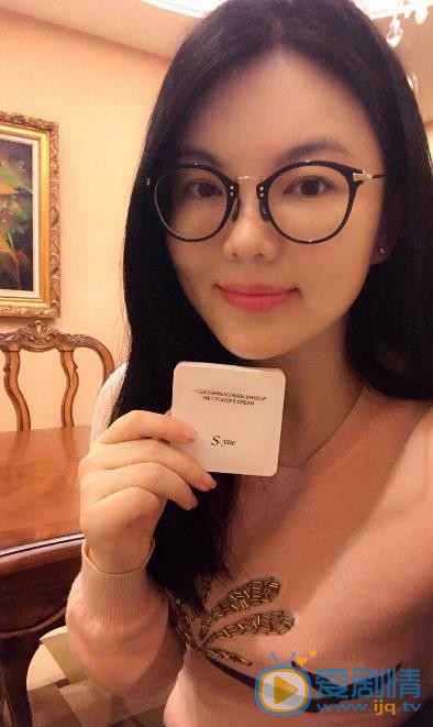李湘生活照 李湘高清写真_李湘高清剧照