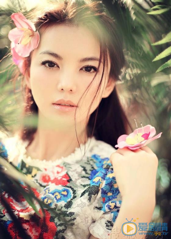 李湘街拍写真 李湘高清写真_李湘高清剧照