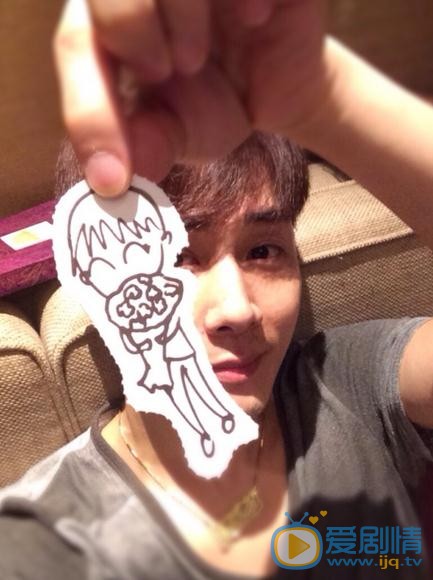 李承铉生活照 李承铉高清写真_李承铉高清剧照