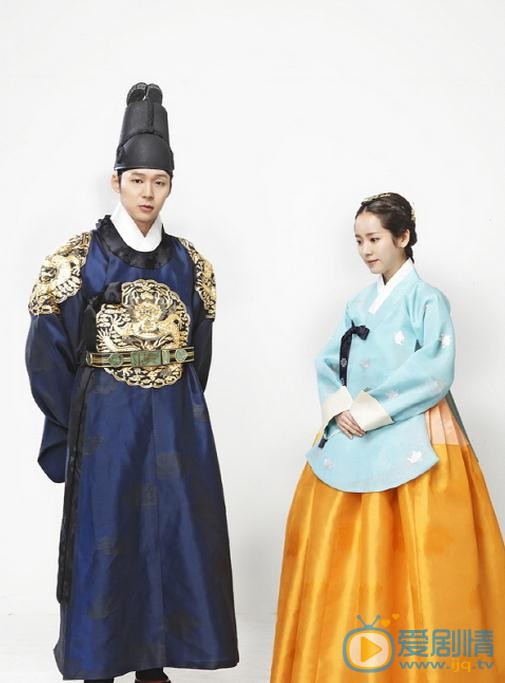 韩志旼《屋塔房王世子》剧照 韩志旼高清写真_韩志旼高清剧照