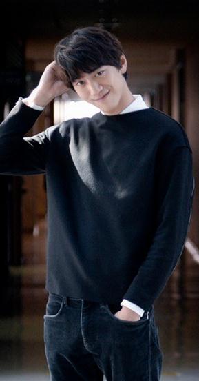 盛骏休闲写真 盛骏高清写真_盛骏高清剧照