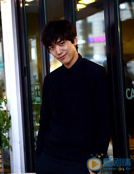 盛骏休闲写真 盛骏高清写真_盛骏高清剧照