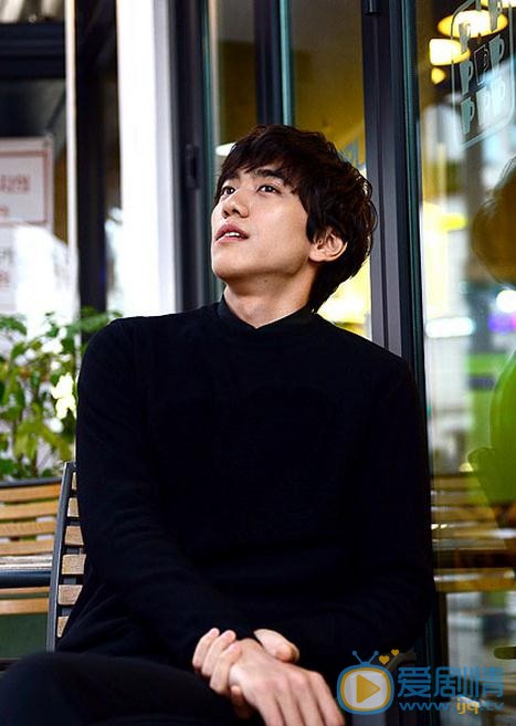 盛骏休闲写真 盛骏高清写真_盛骏高清剧照