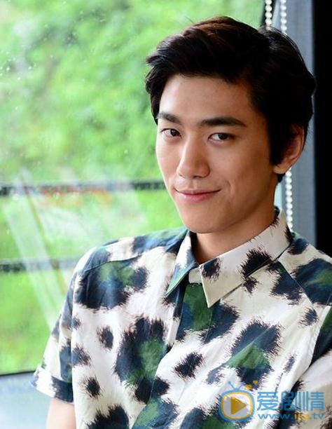 盛骏休闲写真 盛骏高清写真_盛骏高清剧照