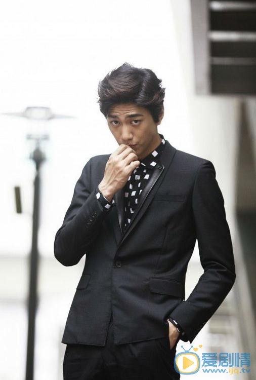 盛骏休闲写真 盛骏高清写真_盛骏高清剧照