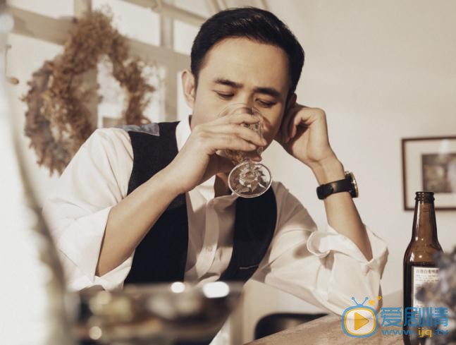 贾一平帅气写真 贾一平高清写真_贾一平高清剧照