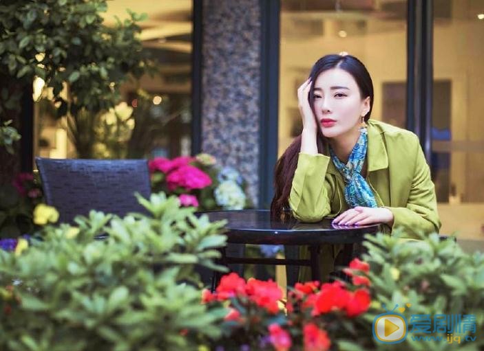 王李丹妮街拍写真 王李丹妮高清写真_王李丹妮高清剧照