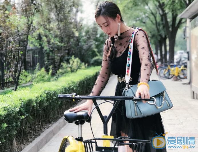 王李丹妮街拍写真 王李丹妮高清写真_王李丹妮高清剧照