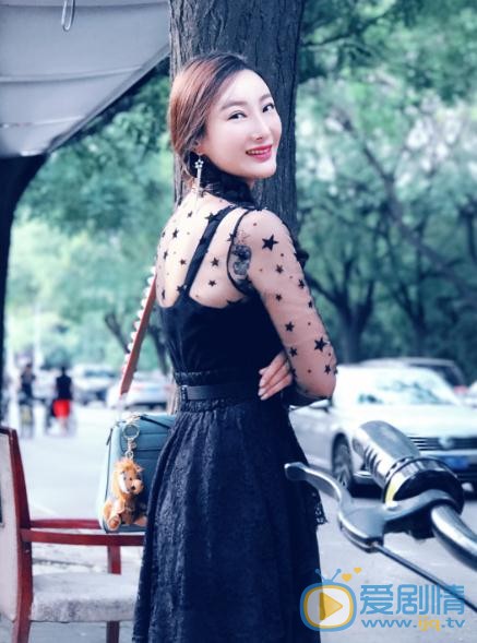 王李丹妮街拍写真 王李丹妮高清写真_王李丹妮高清剧照