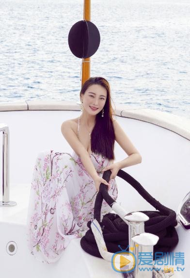 王李丹妮比基尼写真 王李丹妮高清写真_王李丹妮高清剧照