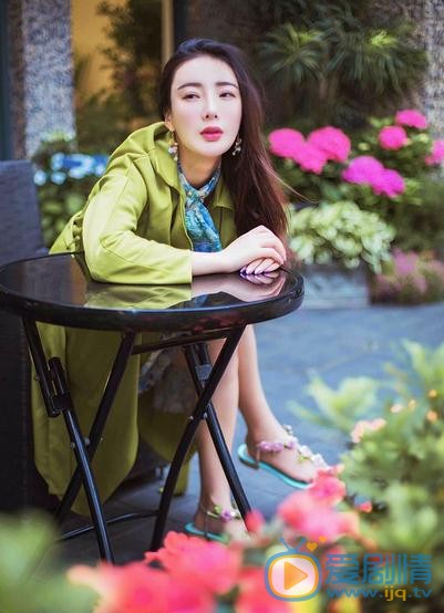 王李丹妮街拍写真 王李丹妮高清写真_王李丹妮高清剧照