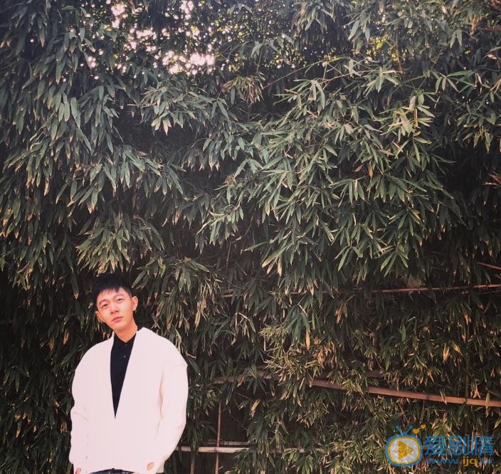 刘文翰街拍旅行照 刘文翰高清写真_刘文翰高清剧照