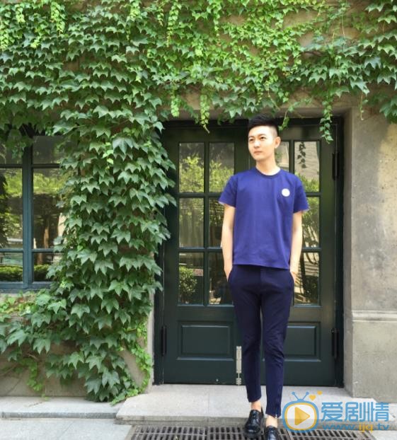 刘文翰街拍旅行照 刘文翰高清写真_刘文翰高清剧照