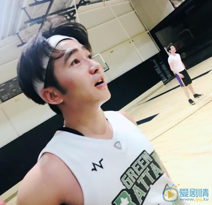 陶灏景健身运动照 陶灏景高清写真_陶灏景高清剧照