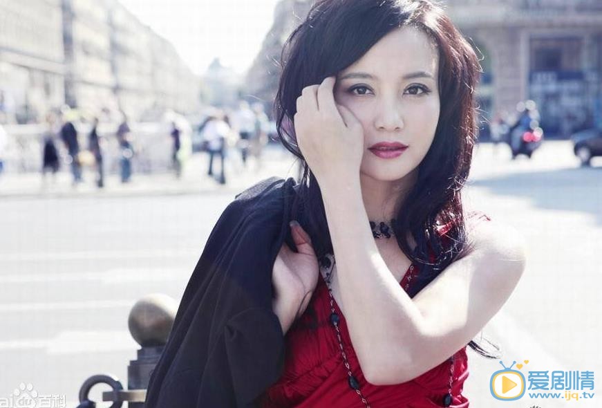 陶红夏日街拍 陶红高清写真_陶红高清剧照