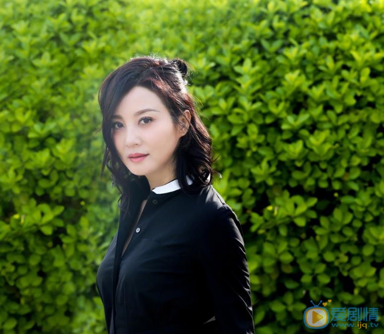 陶红秋季写真照 陶红高清写真_陶红高清剧照