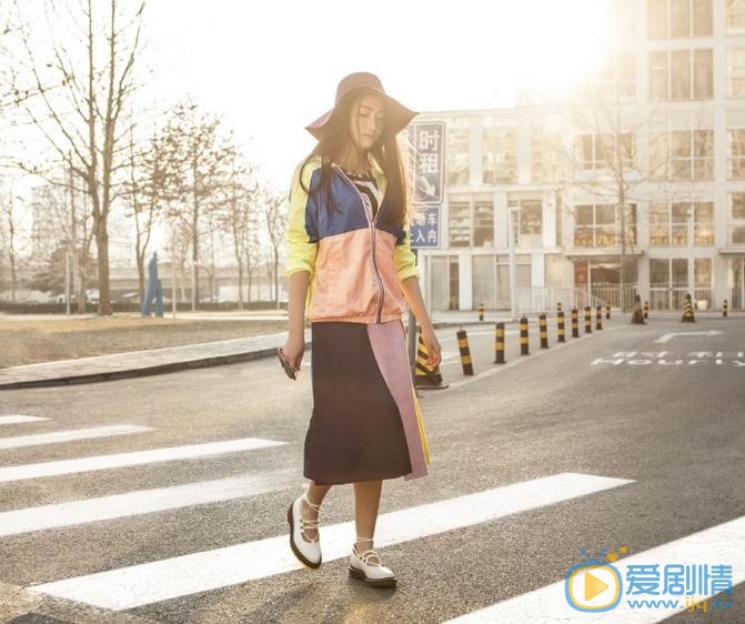 李百惠街拍写真 李百惠高清写真_李百惠高清剧照