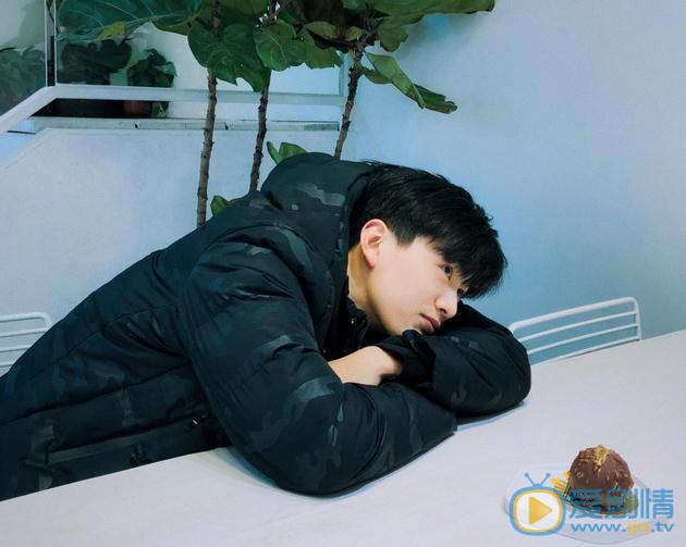 易大千生活照 易大千高清写真_易大千高清剧照