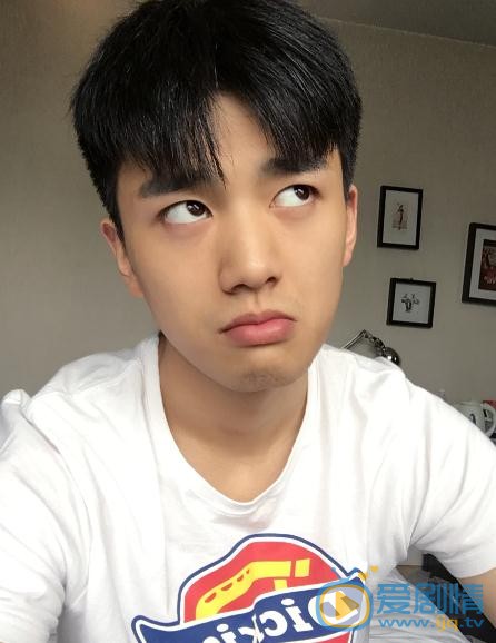 易大千生活照 易大千高清写真_易大千高清剧照