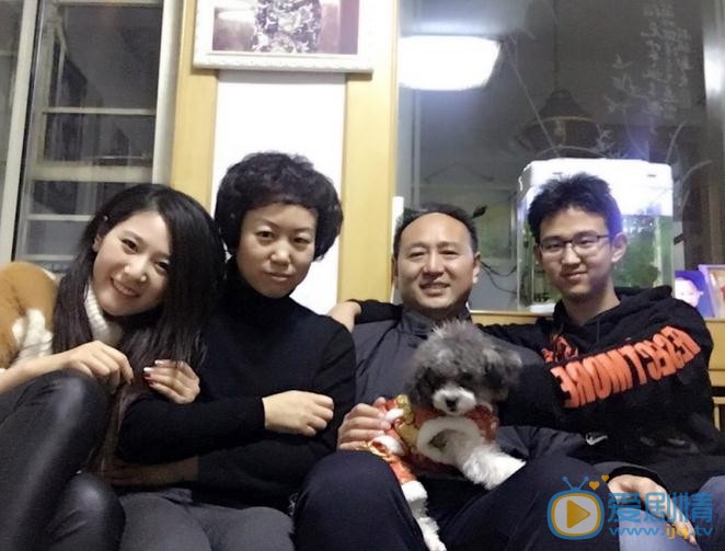 苗青与人合照 苗青高清写真_苗青高清剧照