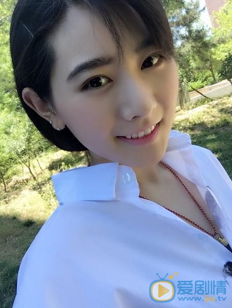 苗青生活照 苗青高清写真_苗青高清剧照