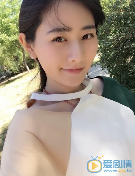 苗青生活照 苗青高清写真_苗青高清剧照