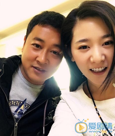 苗青与人合照 苗青高清写真_苗青高清剧照