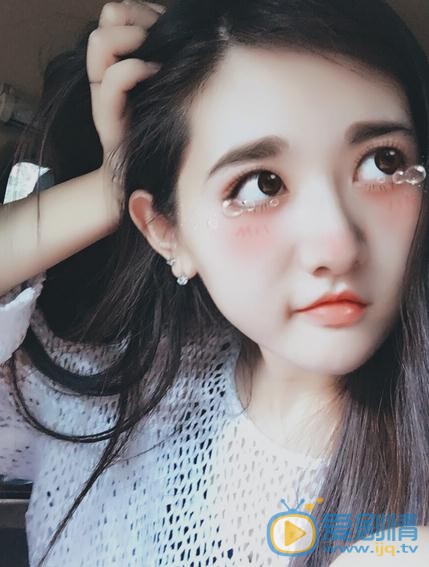 苗青生活照 苗青高清写真_苗青高清剧照