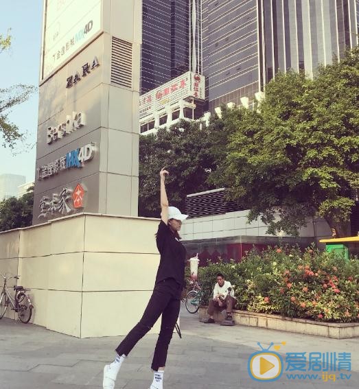 明子煜生活照 明子煜高清写真_明子煜高清剧照
