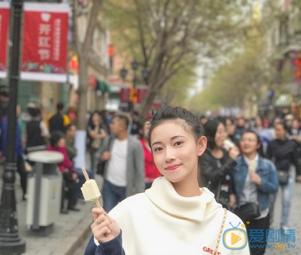 明子煜可爱照 明子煜高清写真_明子煜高清剧照