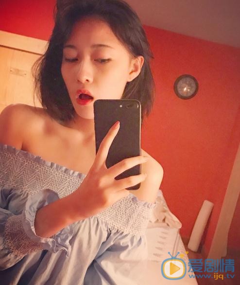 明子煜生活照 明子煜高清写真_明子煜高清剧照