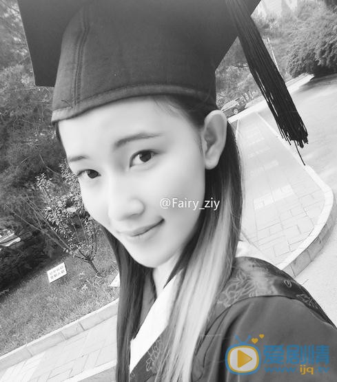明子煜毕业照 明子煜高清写真_明子煜高清剧照