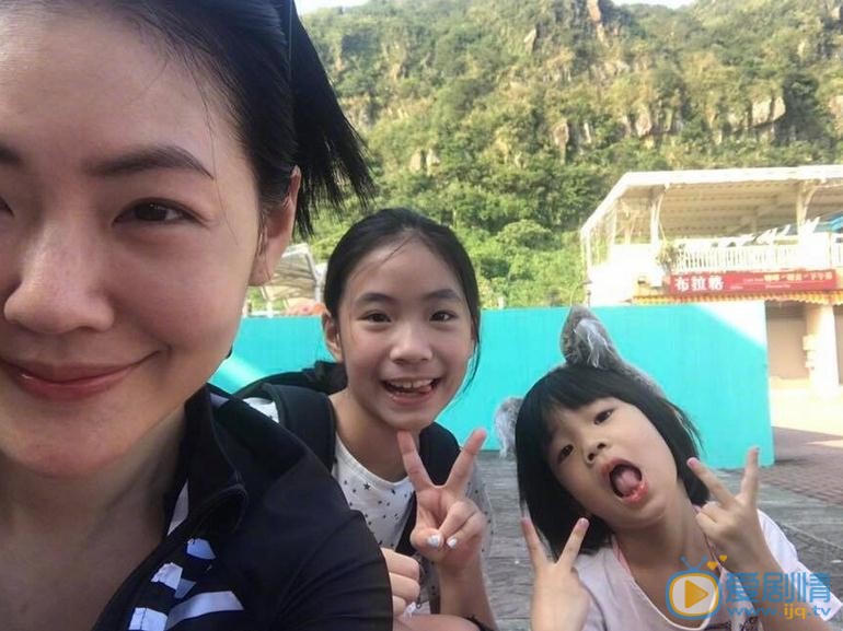 徐熙娣家人照 徐熙娣高清写真_徐熙娣高清剧照