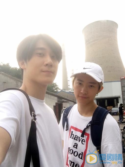 王蕴凡旅行照 王蕴凡高清写真_王蕴凡高清剧照